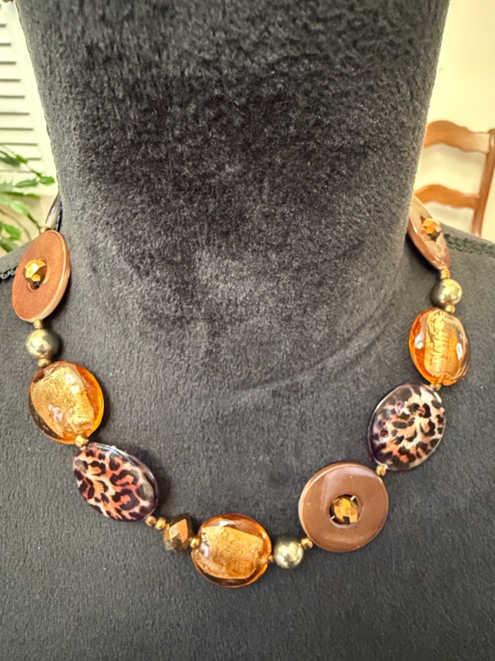 Art glass/acrylic/faceted beads animal print necklace